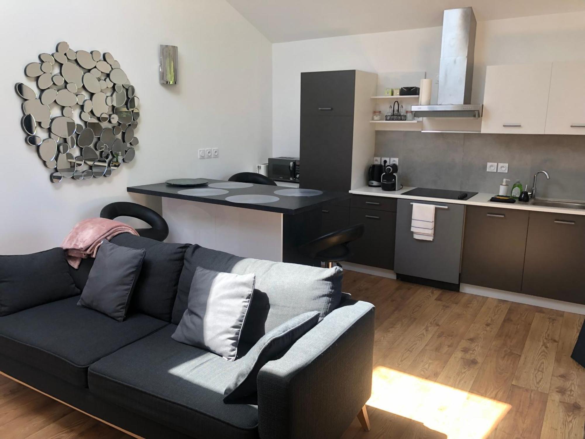 La Cerisiere Apartment Bessenay Ngoại thất bức ảnh